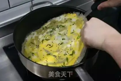 Make Homemade pancakes step 3