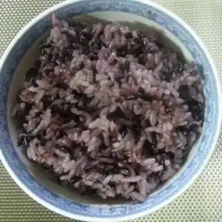 Make Squeeze eggs and fried rice step 0