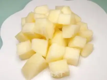 Make Onion apple water step 2
