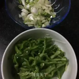 Make Pepper potato burrito step 1