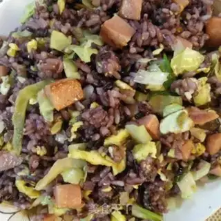 Make Squeeze eggs and fried rice step 11