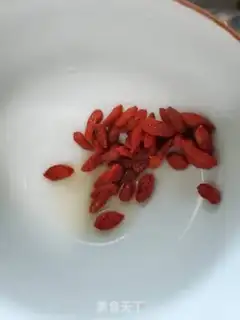 Make Roast chicken stew with ginseng date step 4