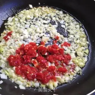 Make Shrimp with pepper and garlic step 3