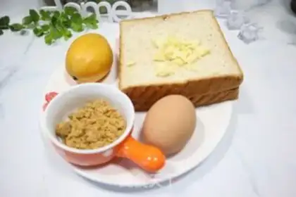 Make Cheese mango pine toast step 0