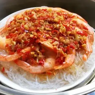 Make Shrimp with pepper and garlic step 7