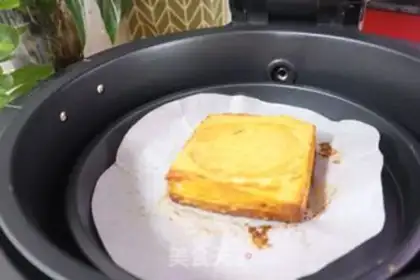 Make Cheese mango pine toast step 10