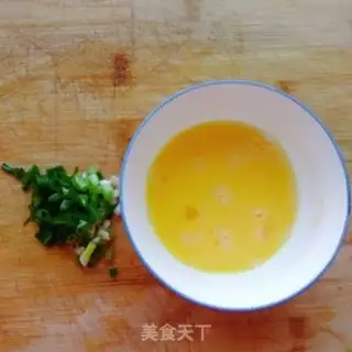 Make Tomato egg noodles step 2