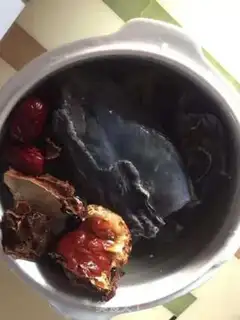 Make The chicken soup step 1