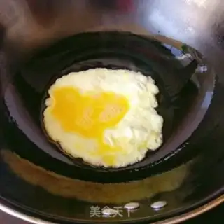 Make Tomato egg noodles step 3