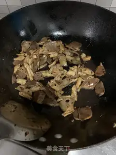 Make Garlic carrots and ducks step 3