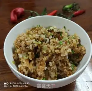Make Piggy sauce, garlic rice step 5