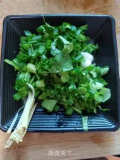 Make Tofu soup step 1