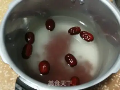 Make Red bean date congee step 1