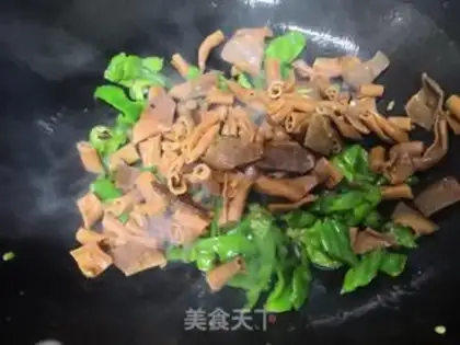Make Chili fried duck sausage step 6