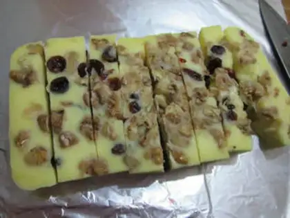 Make Sour cranberry walnut chicken cake step 11
