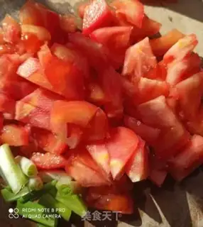 Make Tomatoes, tofu soup step 1
