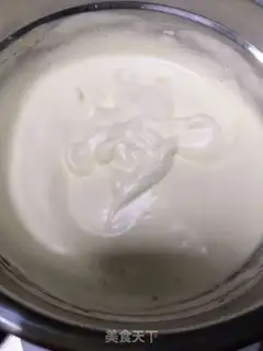 Make Vanilla almond cake step 2