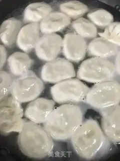 Make Cream eggs, meat dumplings step 12