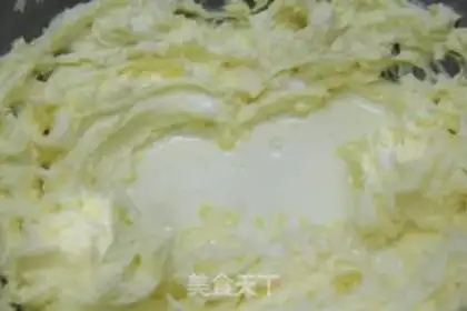 Make Cloud-top cookies step 2
