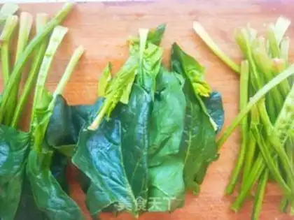 Make Scrambled spinach step 0