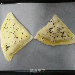 Make Banana pie with a hand grab step 10