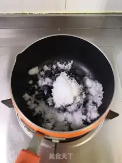 Make Blueberry sauce step 2
