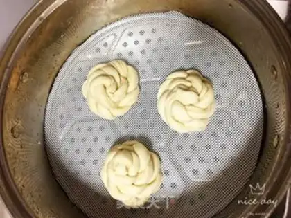 Make Big roll step 12