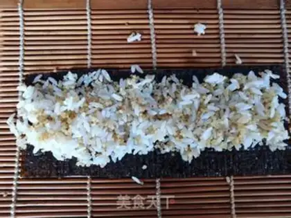 Make Loved quinoa sushi step 5