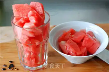 Make Fresh watermelon juice step 1