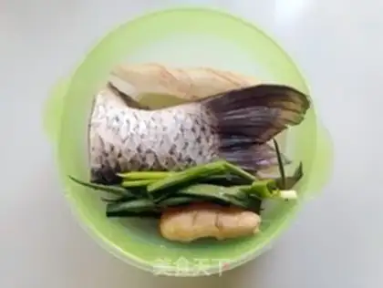 Make Red-burned fish row step 0