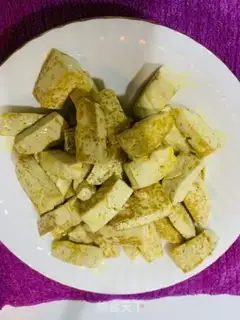 Make Onion fried tofu step 2