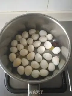 Make Tiger-skinned quail egg burning potatoes step 3