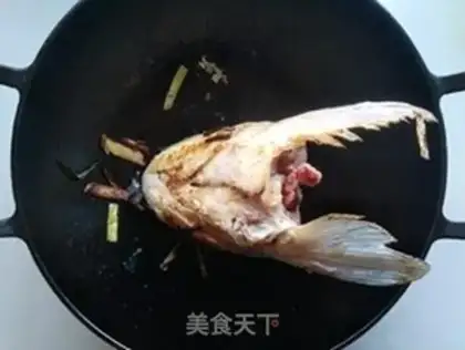 Make Fish head soup step 3