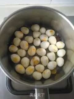 Make Tiger-skinned quail egg burning potatoes step 4