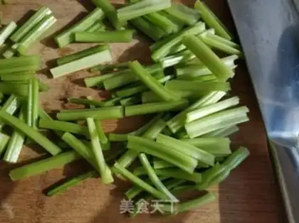 Make Potato cheese celery step 0