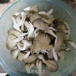 Make Squeeze the eggs and make the mushrooms step 0