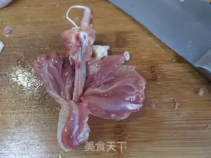 Make The fragrance chicken leg step 1