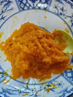 Make Pumpkin buns step 2