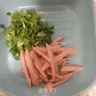 Make Spinach ham fan egg soup step 2