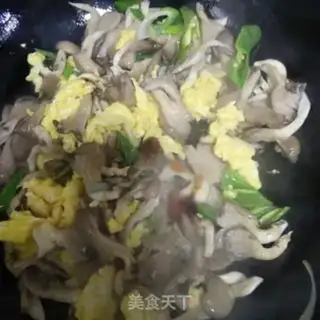 Make Squeeze the eggs and make the mushrooms step 9