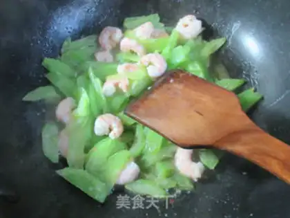 Make Shrimp fried step 7