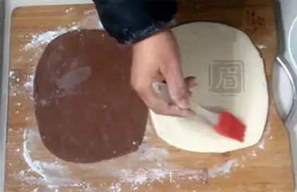 Make Shell buns step 3