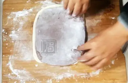 Make Shell buns step 4
