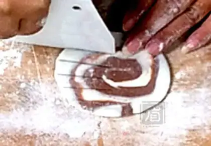 Make Shell buns step 8