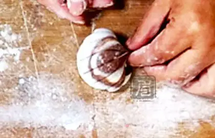 Make Shell buns step 11