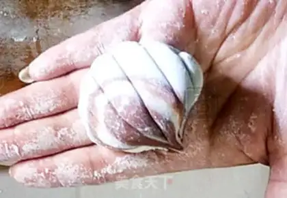 Make Shell buns step 12