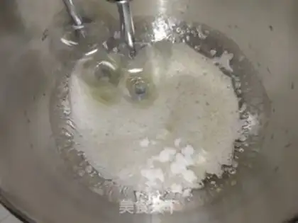 Make Six-inch cream cake step 6