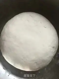 Make Milk knife cut the buns step 2