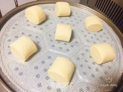 Make Milk knife cut the buns step 6