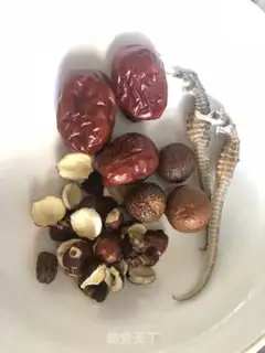 Make Seahorse-free chicken soup step 0